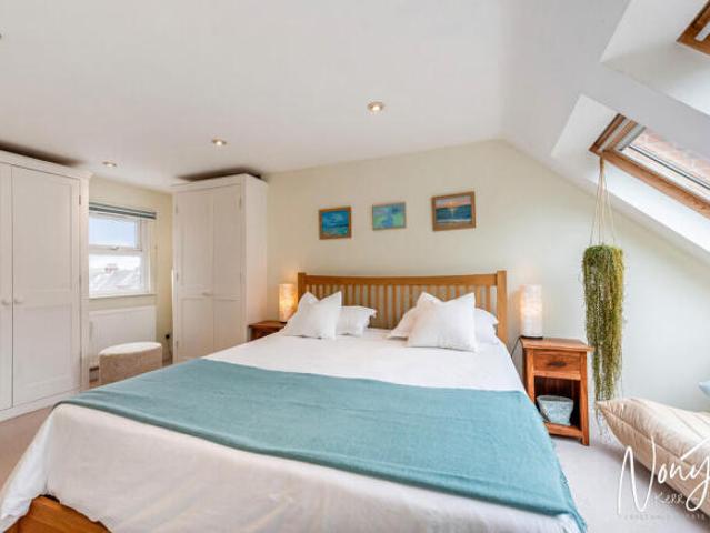 Cottage for sale in Hampshire