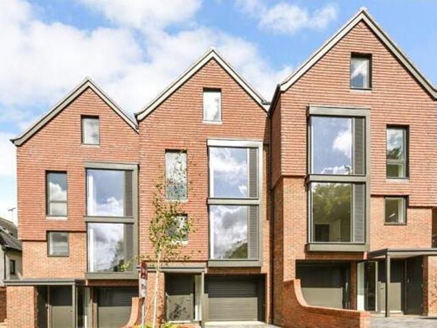 House for sale in Bolton Low Houses, Hampshire