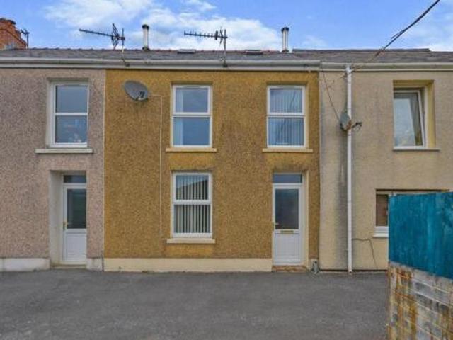 House for sale in Ammanford, Wales