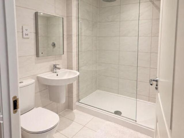Cottage for sale in Park Town, Luton
