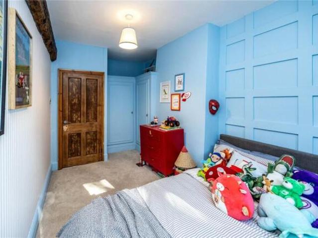 Cottage for sale in Huddersfield, West Yorkshire