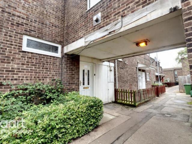 Cottage for sale in Woodston, Peterborough