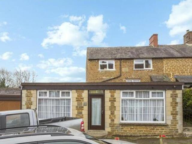 House for sale in Evershot, Oxfordshire