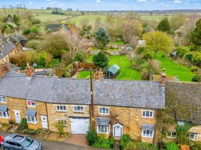 House for sale in Evershot, Oxfordshire