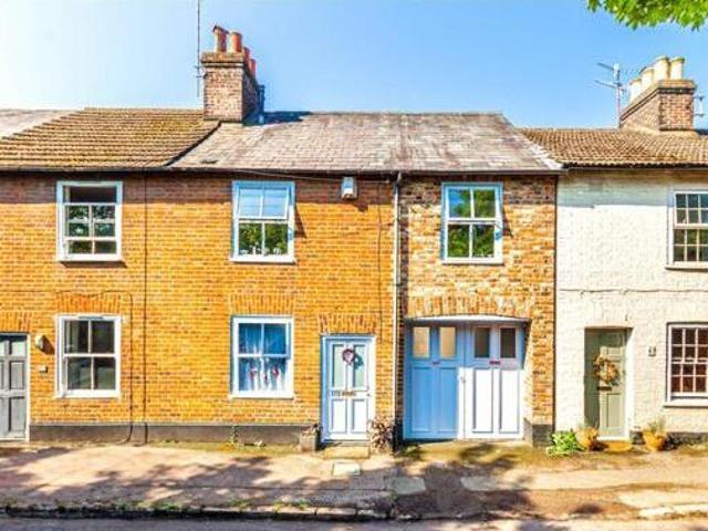 House for sale in Hall Park, Pouchen End