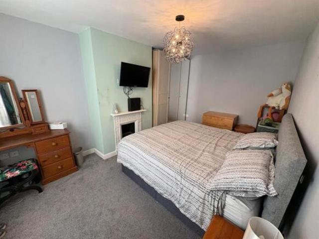 Cottage for sale in Birkenshaw, West Yorkshire