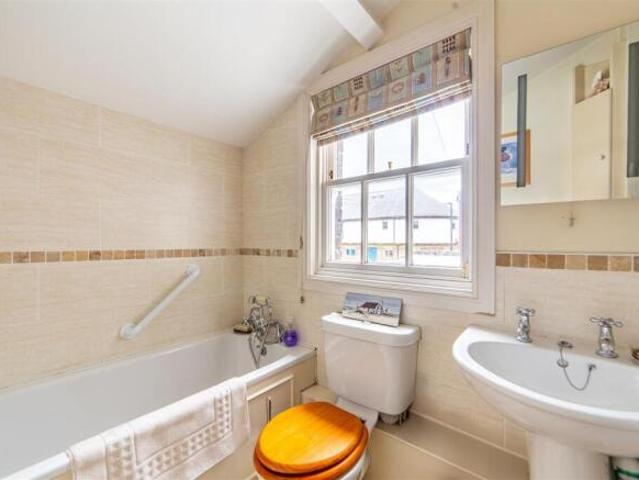 Cottage for sale in Jesmond, Tyne And Wear