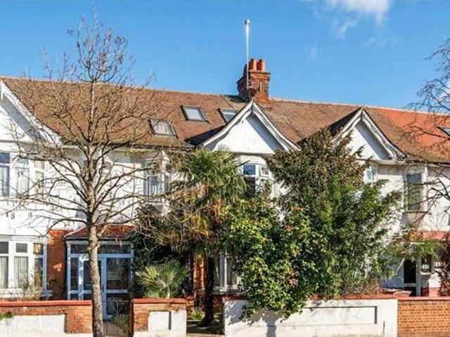 House for sale in Brentford End, Greater London