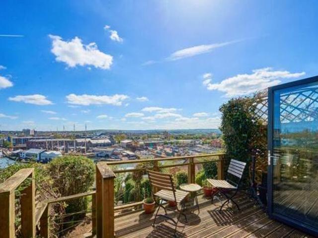 House for sale in Feckenham, City Of Bristol