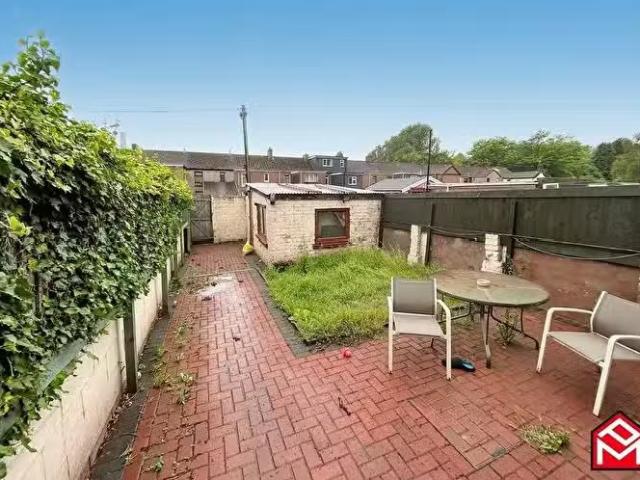 House for sale in Taibach
