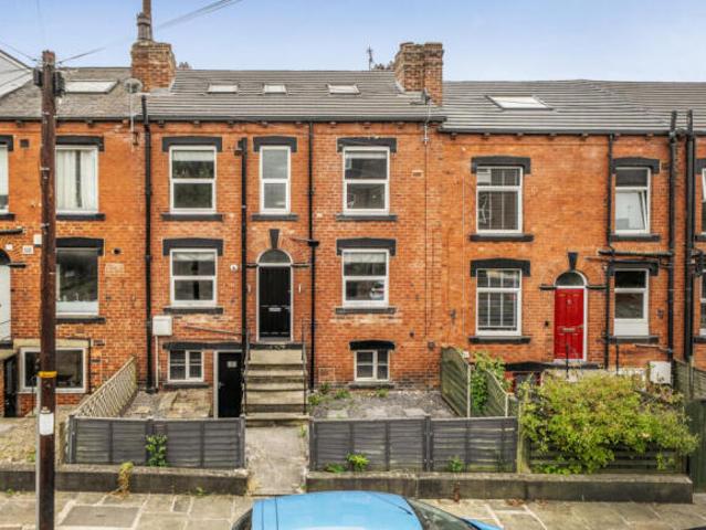 Cottage for sale in Headingley, West Yorkshire