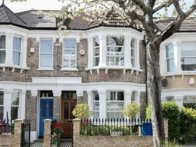 House for sale in Lyons, Greater London