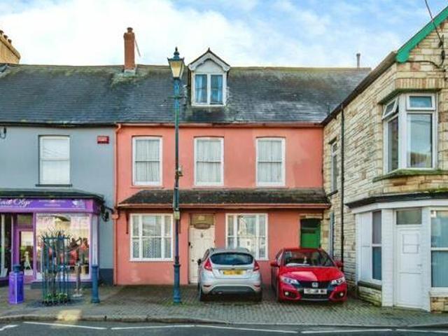 House for sale in Carmarthen, Wales