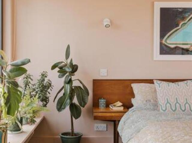 Cottage for sale in Walthamstow, Greater London