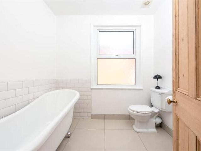 Cottage for sale in Northampton, Northamptonshire