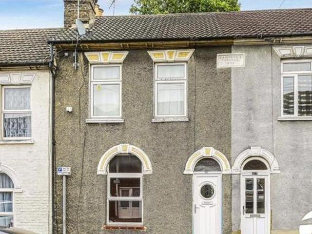 House for sale in Brompton, Chatham