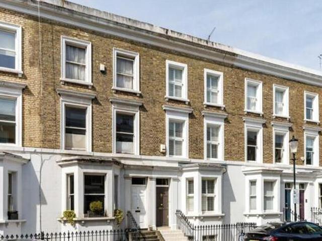 House for sale in Lyons, Greater London