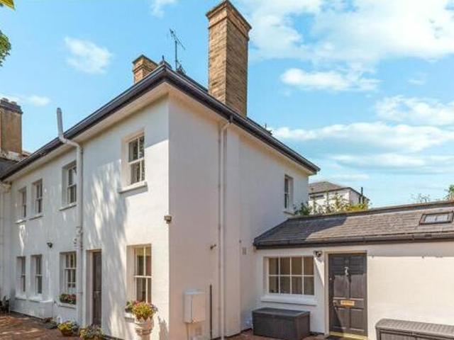 House for sale in Ewens Farm, Golden Valley