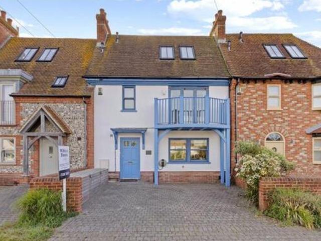House for sale in Littlecote, West Sussex