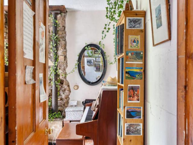 Cottage for sale in Bath, West of England