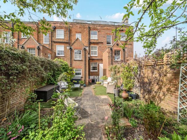 Cottage for sale in Five Acres, Hertfordshire