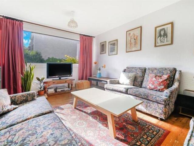 Cottage for sale in East Kilbride, South Lanarkshire
