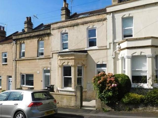 House for rent in Lyons, Greater London