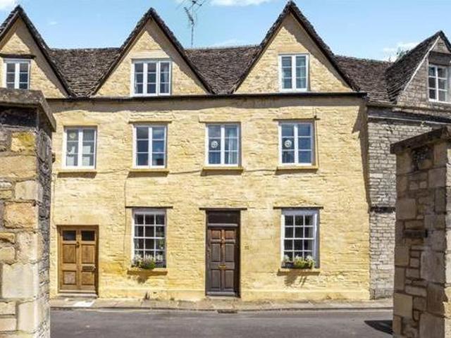 House for sale in Gloucestershire