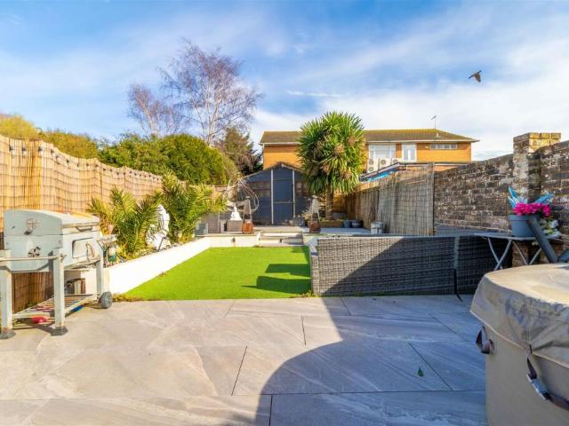 Cottage for sale in Worthing, West Sussex