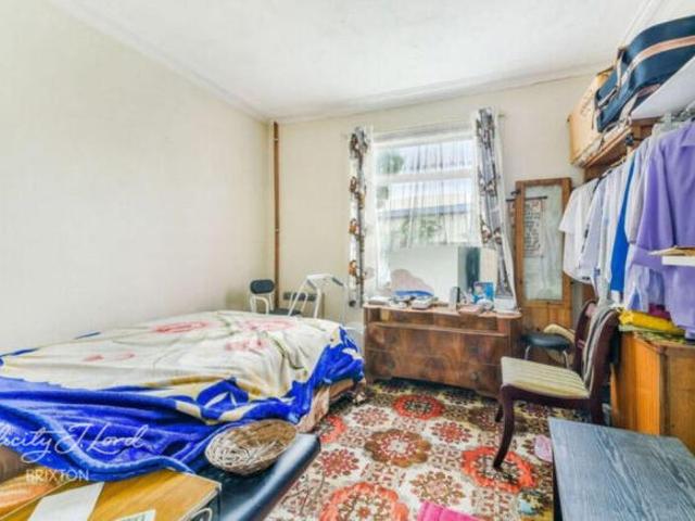 Cottage for sale in Brixton, Greater London