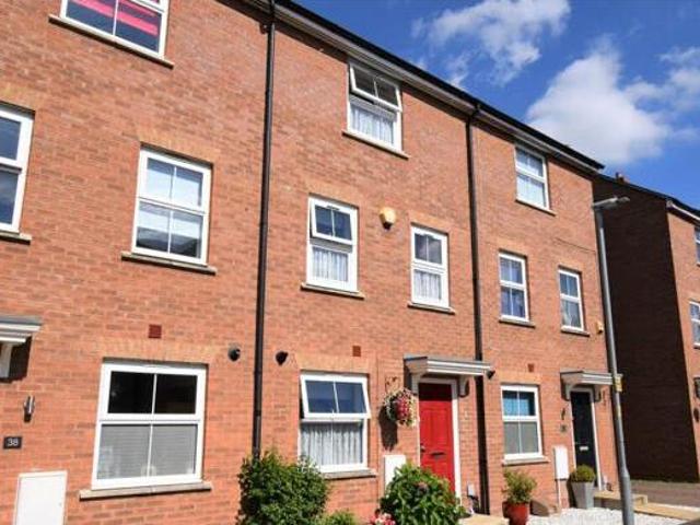 House for sale in Devizes, Wiltshire