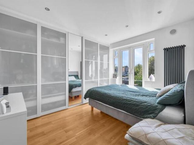 Cottage for sale in Eltham, Greater London