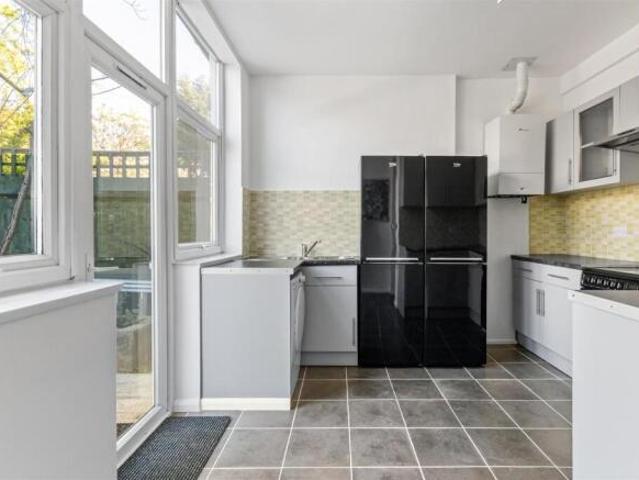 Cottage for sale in Wimbledon, Greater London