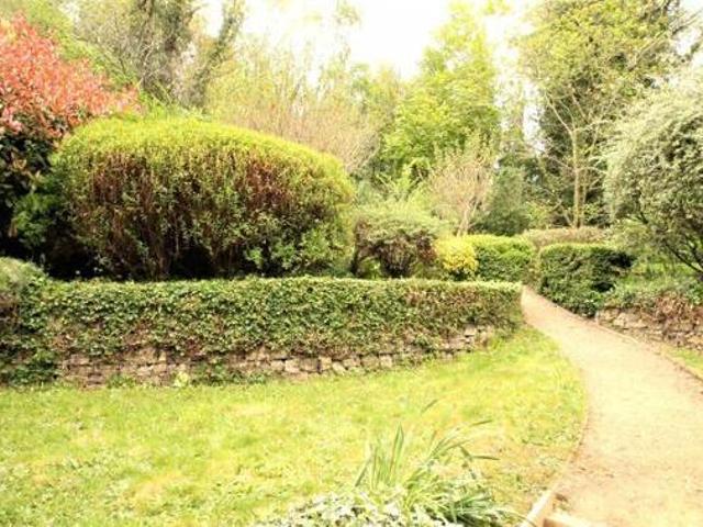House for sale in Farnborough, Hampshire
