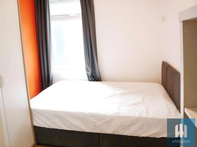Cottage for sale in Huddersfield, West Yorkshire