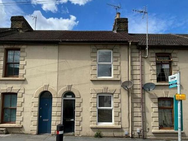 House for sale in Brompton, Gillingham