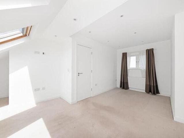 Cottage for sale in Sydenham, Greater London
