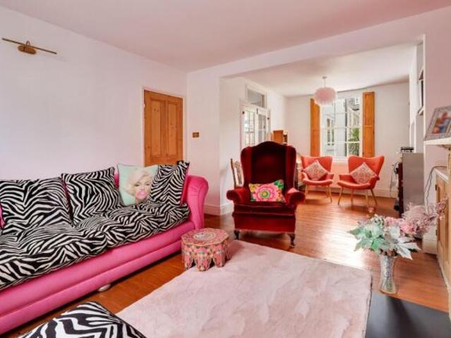 Cottage for sale in The Kite, Arbury