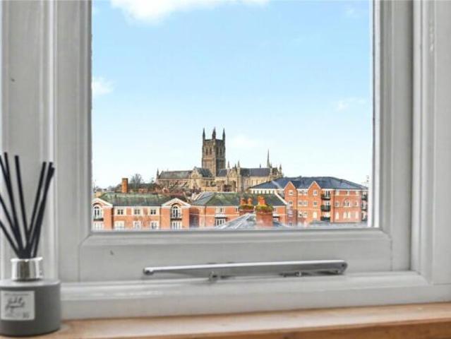Cottage for sale in Red Hill, Worcester