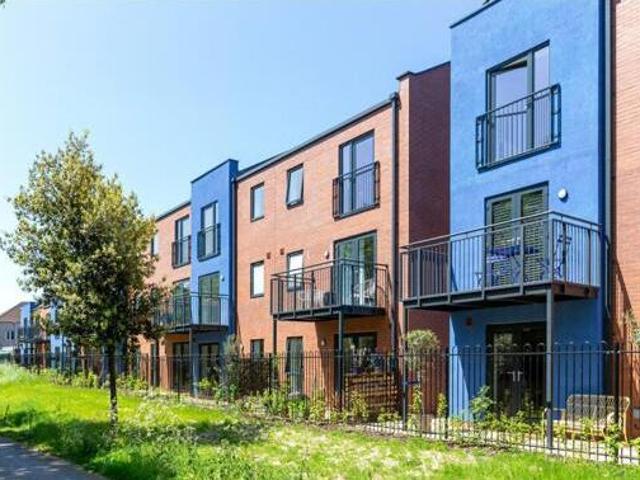 House for sale in Feckenham, City Of Bristol