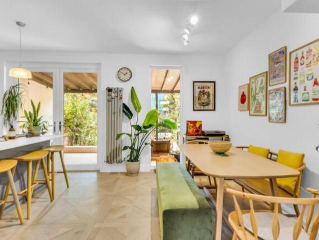 Cottage for sale in Hale End Road allotments, Greater London