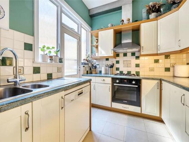 Cottage for sale in Southgate, Greater London