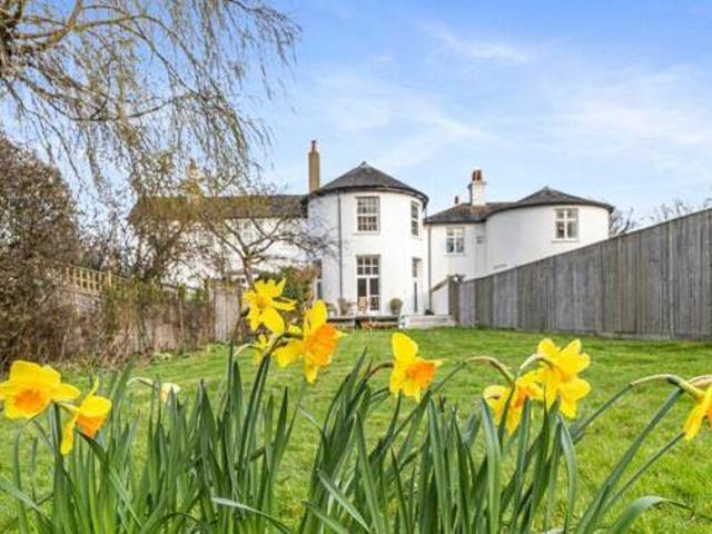 House for sale in Perryfields, West Sussex