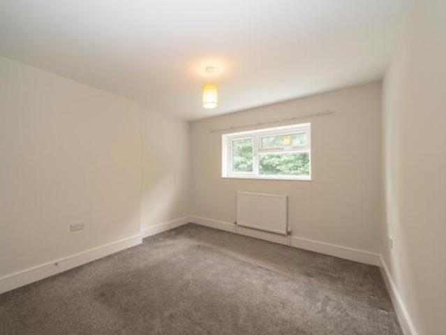 Cottage for sale in Caddington, Bedfordshire