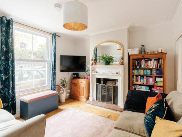 Cottage for sale in Feckenham, City Of Bristol