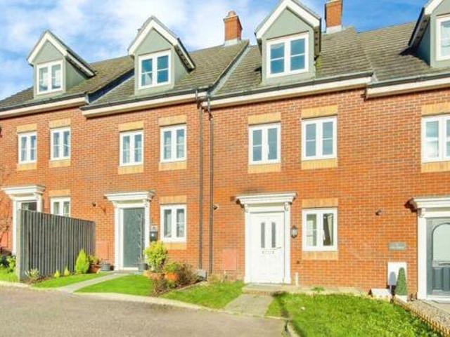 House for sale in Gloucester, Gloucestershire