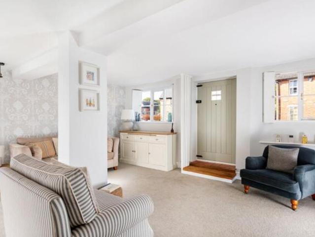 Cottage for sale in Great Linford