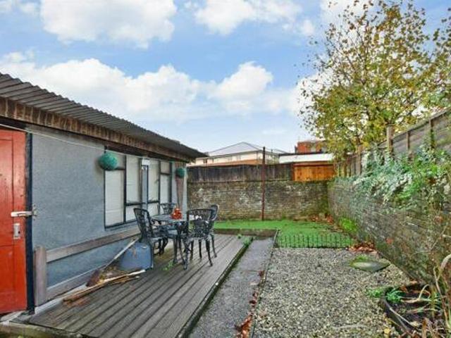 House for sale in New Town, Horsham