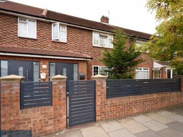 House for sale in Greater London