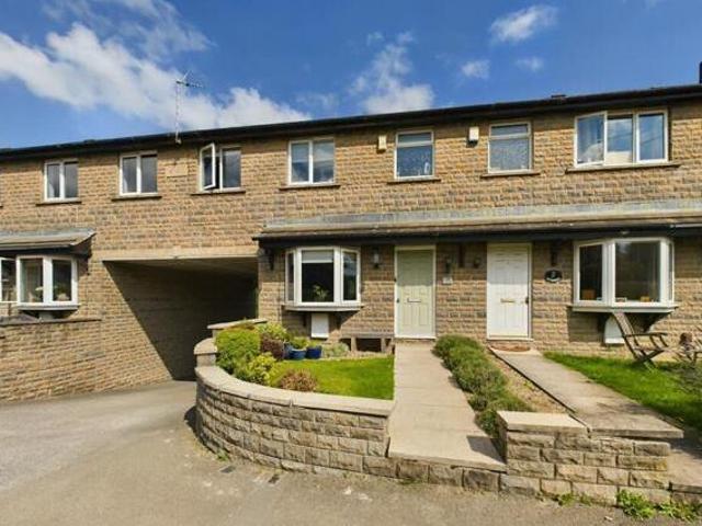 House for sale in Huddersfield, Kirklees